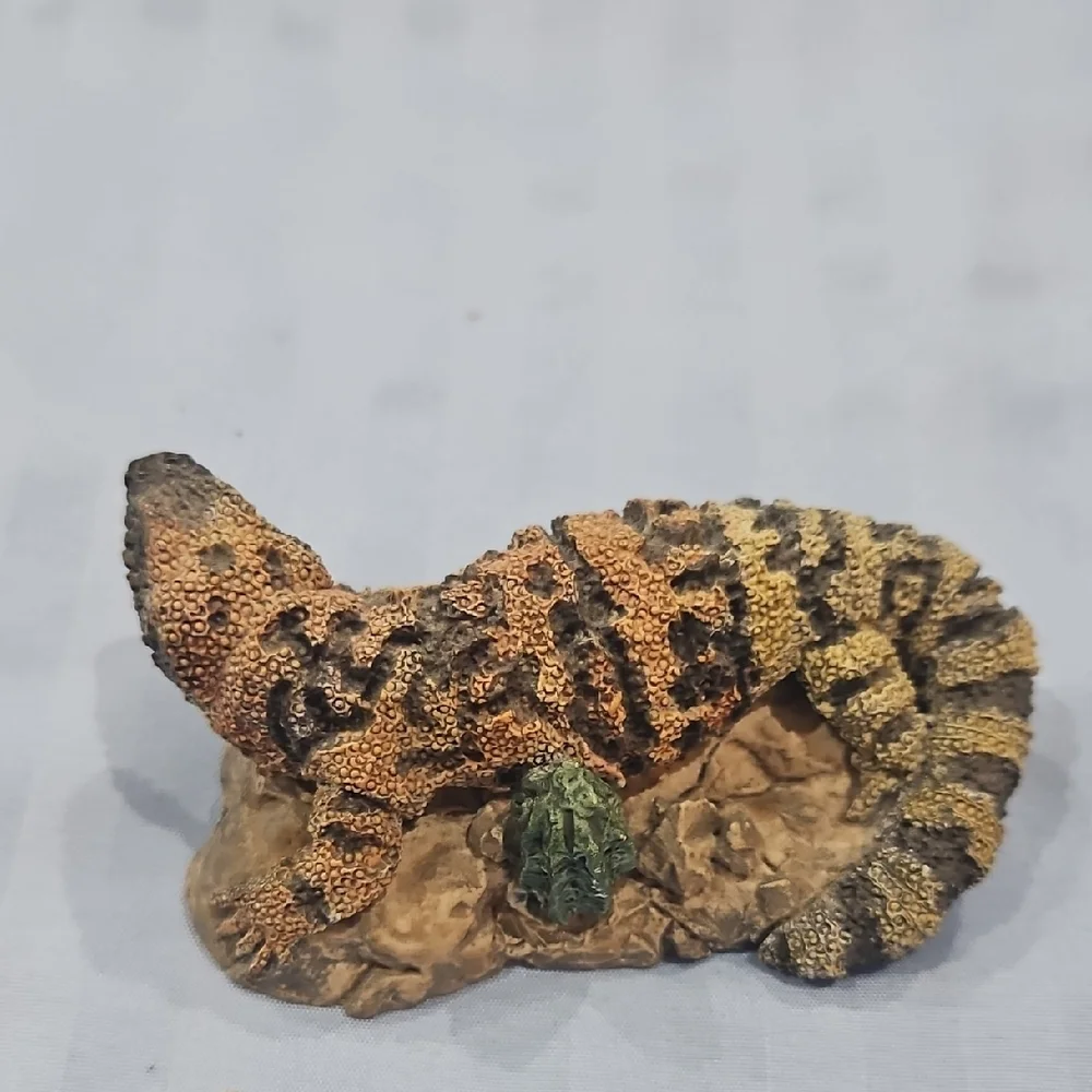 Reptile Habitat Decor - Brown and Tan